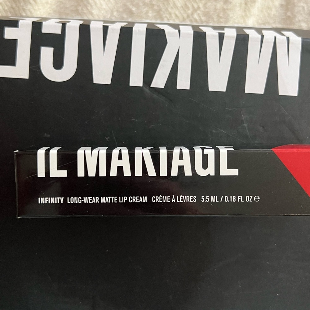 IL MAKIAGE Infinity Long-Wear Matte Lip Cream in Matte Gesha